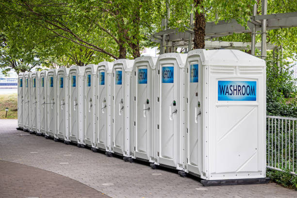 Best Portable toilet rental cost  in Allison, IA